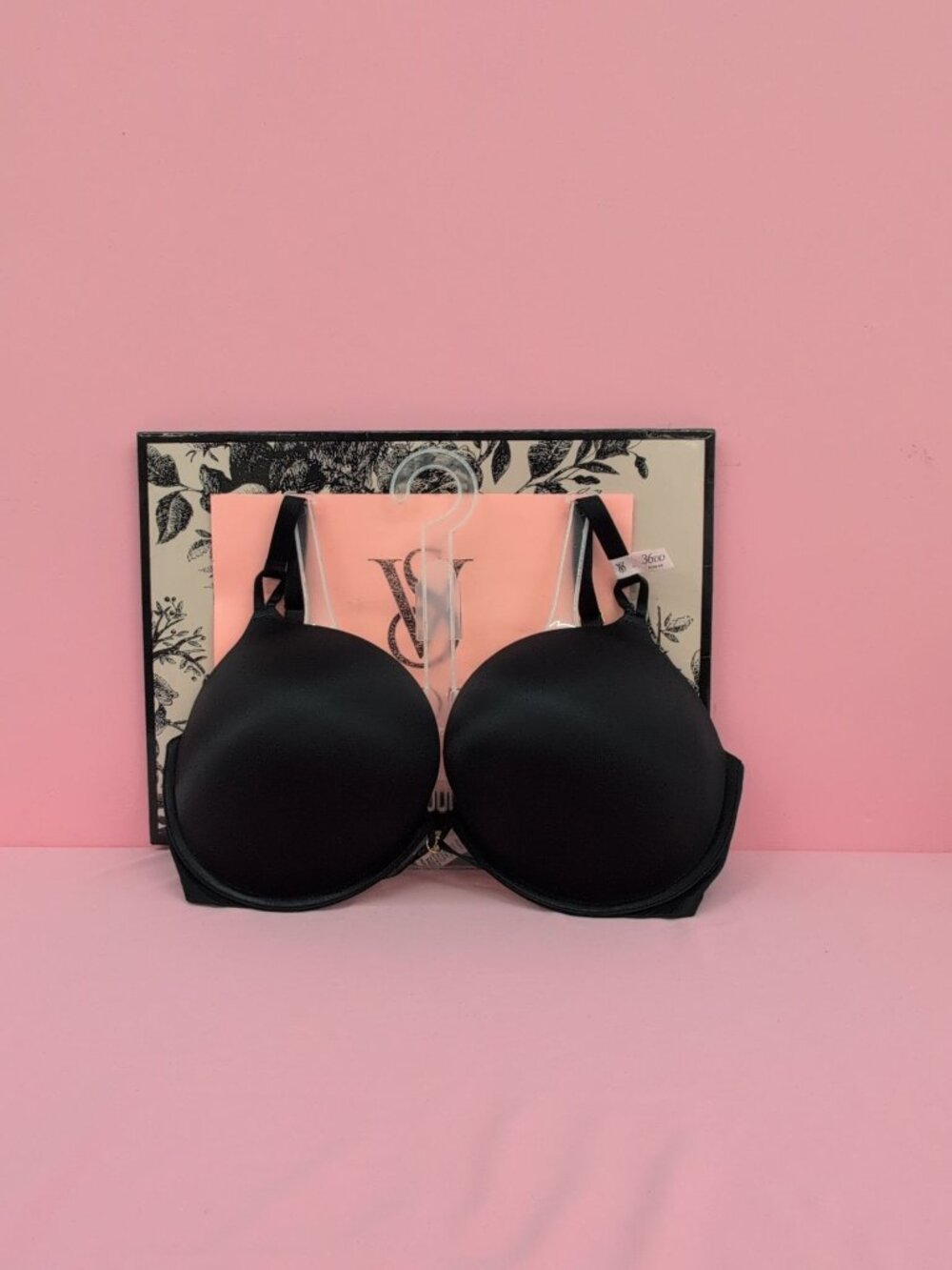 Victoria Secret Very Sexy Bombshell Add 2 Cups Smooth Push Up Bra 36DD Black
